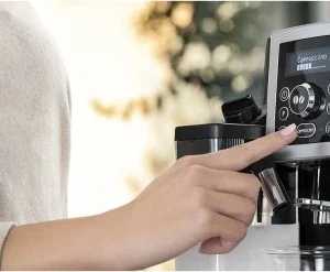 DeLonghi ECAM 23.466.B Kaffee-Vollautomat Schwarz 10