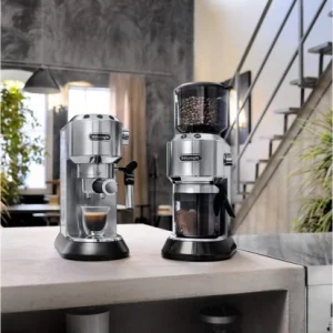 DeLonghi ECKG6821.M Dedica Style Barista Bundle Siebträgermaschine Bestehend Aus EC685.M + KG521.M Silber Mat 11